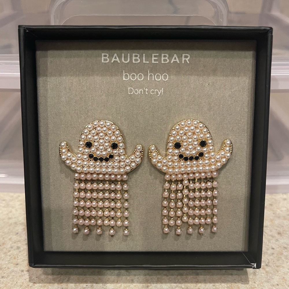 NEW Baublebar Dancing Ghost Faux Pearl Halloween Earrings Boo Hoo Don’t Cry!